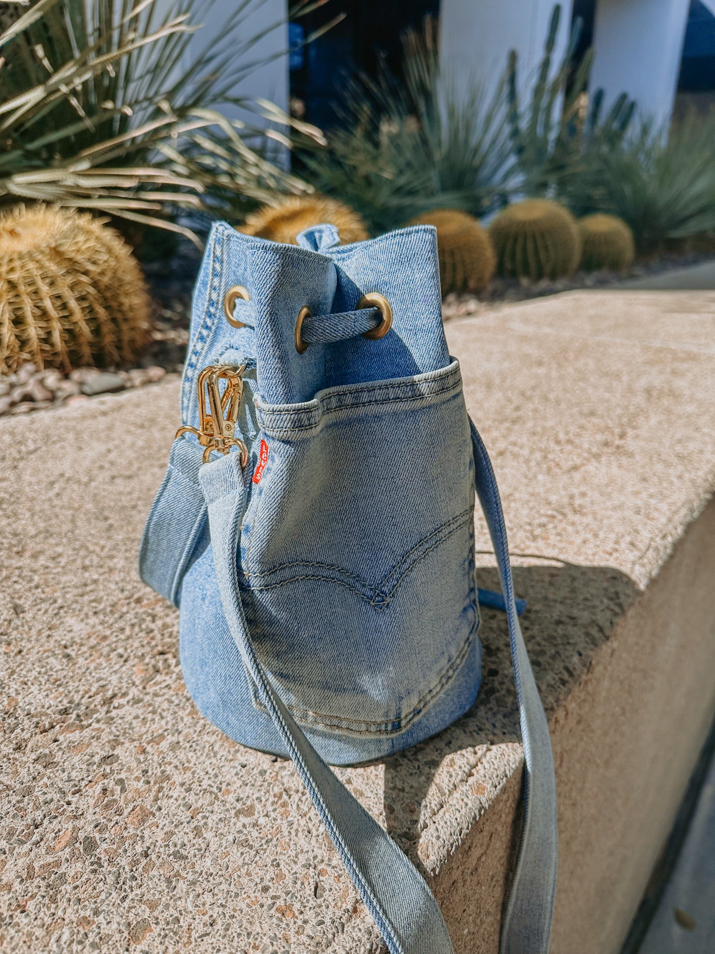 Upcycle Jeans Bucket Bag Diy Tutorial Sewing Pattern LuLuisa BUCKET BAG designerluisa