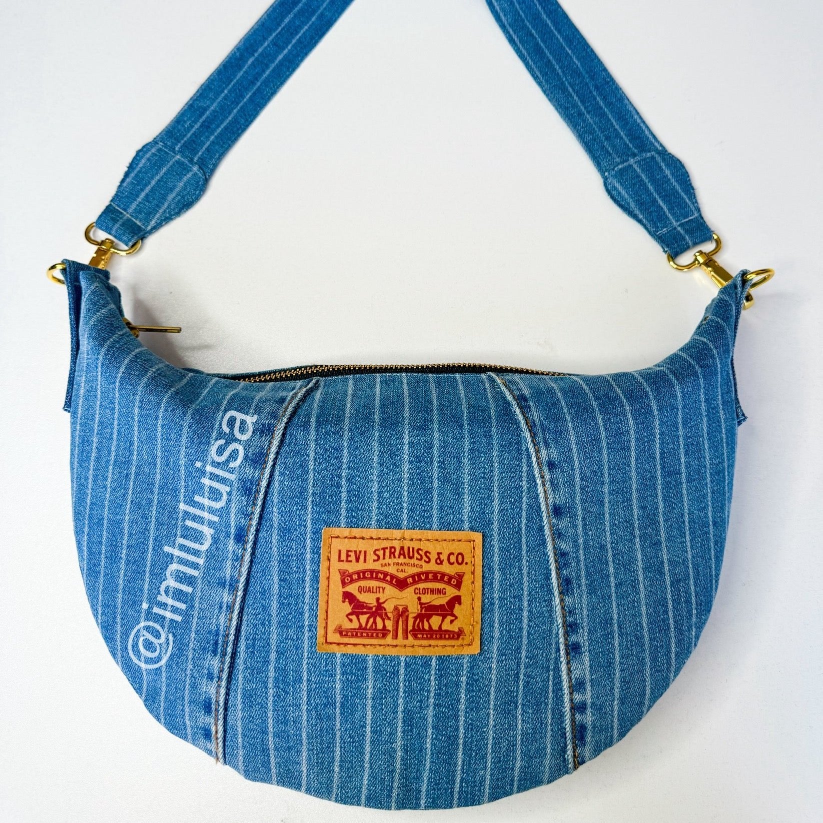 Banana Bag SewingPattern Moonbag Sewing Pattern Molde _Upcycle levis jeans shoulder bag Patrones_Costura_imluluisa